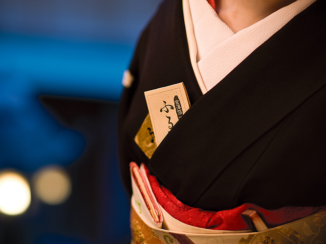 日本初、金箔打紙製法のあぶらとり紙の誕生秘話。