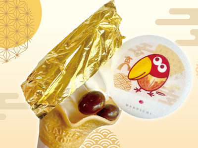 森永製菓「チョコボール」に、箔一の食用金箔が採用。コラボ記念として「キョロちゃんもなか付き金箔ソフトクリーム」を 箔一　東山店にて限定販売。