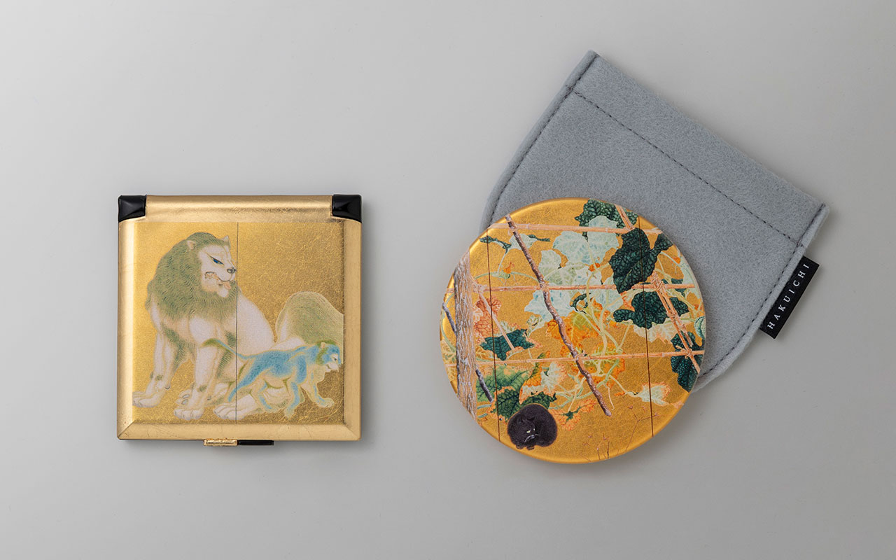 日本画の名品を、日常の手元へ。箔一、下村観山の代表作《獅子図屏風》《唐茄子畑》をモチーフに 金沢箔を用いたオリジナルミラー2種を制作
