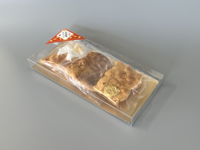 金箔が煌めく、縁起柄のお煎餅を新発売