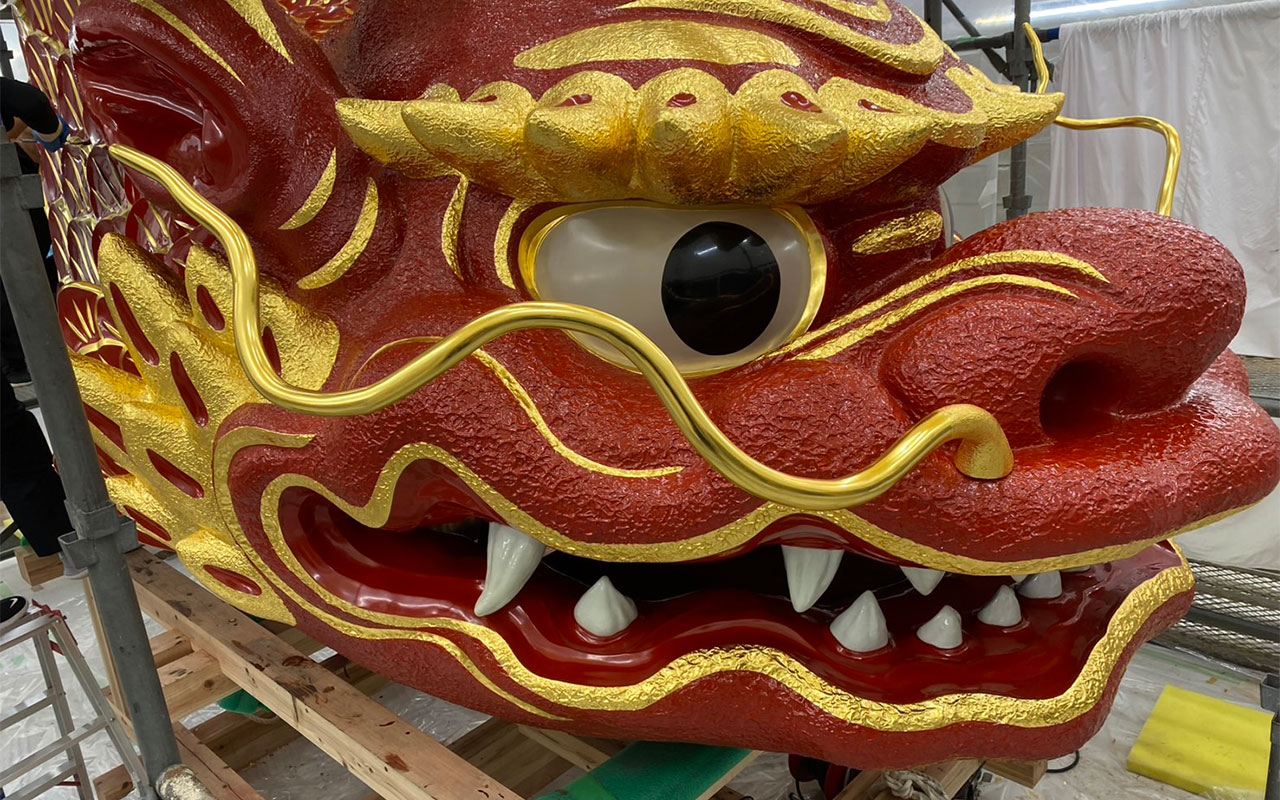 金箔にて修復後の曳山